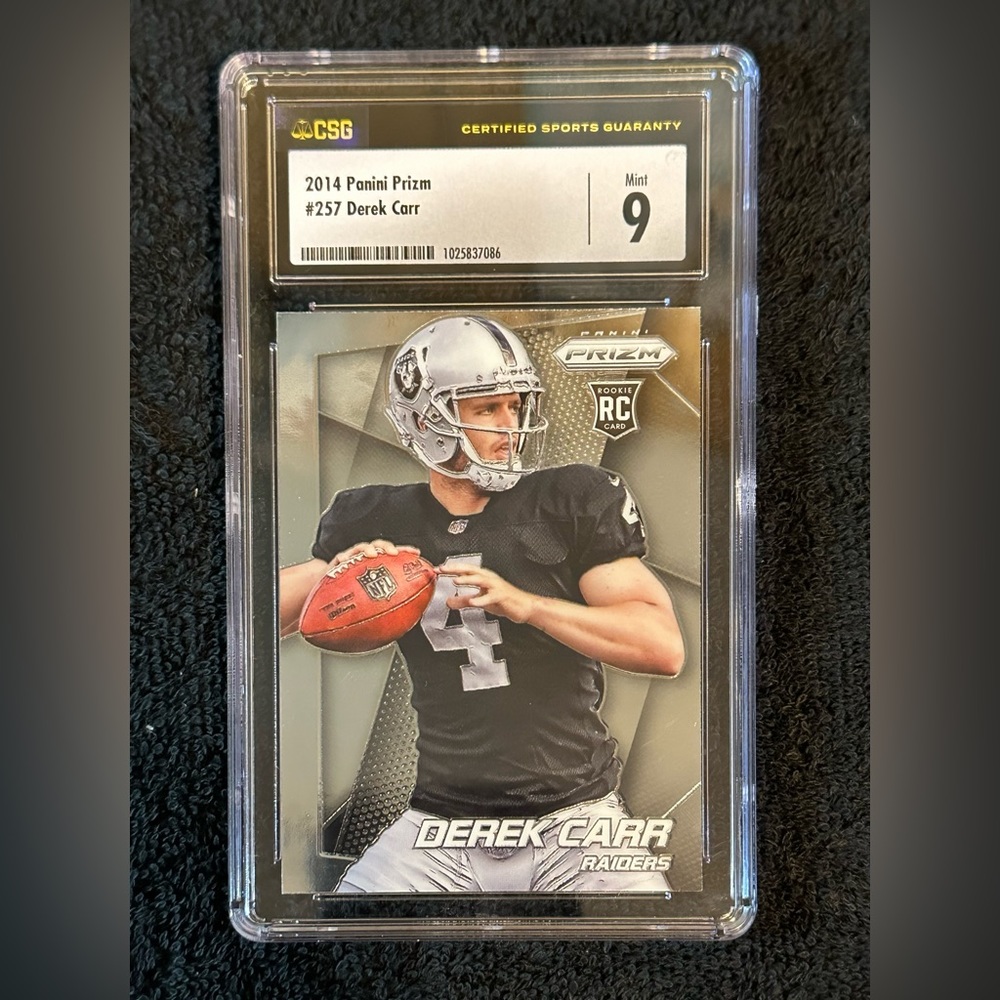 2014 Panini Prizm
#257 Derek Carr
CSG Mint 9